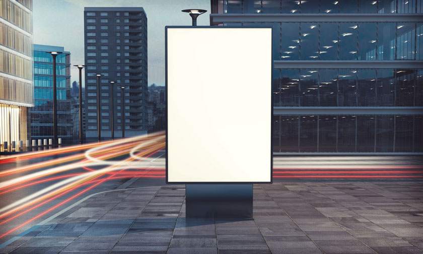 四川午夜成人在线广告牌制作的操作过程以及选材工作中的注意事项